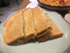 -HELLO 27 意面·沙拉·帕尼尼