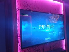 -UK派对KTV(日月广场店)
