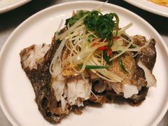 咸香酥脆黄花鱼-莆田餐厅PUTIEN(万象天地店)