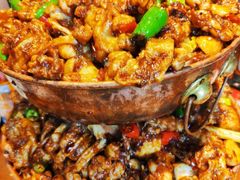 -沪小二炭火蛙锅(淮海中路美食不夜城店)