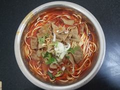 -薛记襄阳香辣牛肉面(平安路店)