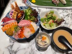 -家贺屋刺身寿司专门店