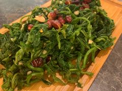 -衡哥肉铺