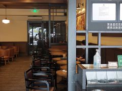 大堂-星巴克臻选(武汉首义汇店)