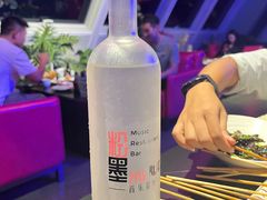 -粉墨特色菜·烧烤音乐酒馆