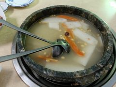 -墨脱石锅椰子鸡•香草鸭•东山羊(大东海店)