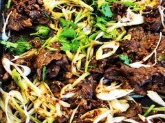 铁盘烤牛肉-清真永恒华威肉饼(潘家园店)