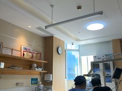 -上海仁爱医院口腔科 · 种植