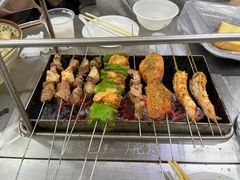 -老广烧烤(骆驼山康馨园店)