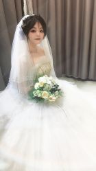 -衣贝姿婚纱礼服馆