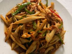 -万佛湖许老大铁锅鱼(黑金冠店)