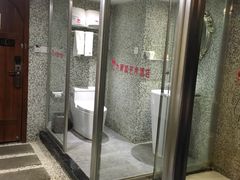 -简洛澜山酒店(武汉光谷步行街店)