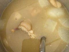 萝卜芸豆蹄花汤-荆九爷爆炒桥头三嫩(夫子庙店)