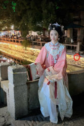 -与苏记•苏式美学汉服体验馆