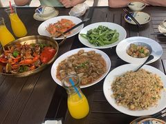 -臻鲜燕海鲜融合餐厅(金陵style店)