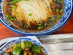 爆鳝焖肉面-伟记奥面馆(养育巷店)