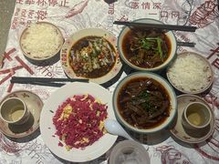 -耙吉吉川味小酒馆(本地人回头店)