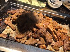 -阪尚皇·原切牛排·烤肉火锅自助(北京路店)