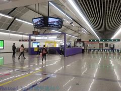 -红土地(地铁站)