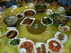 -天目湖刘老四农庄