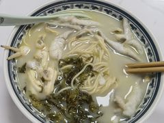 -明呈黄鱼面馆(斜土路店)