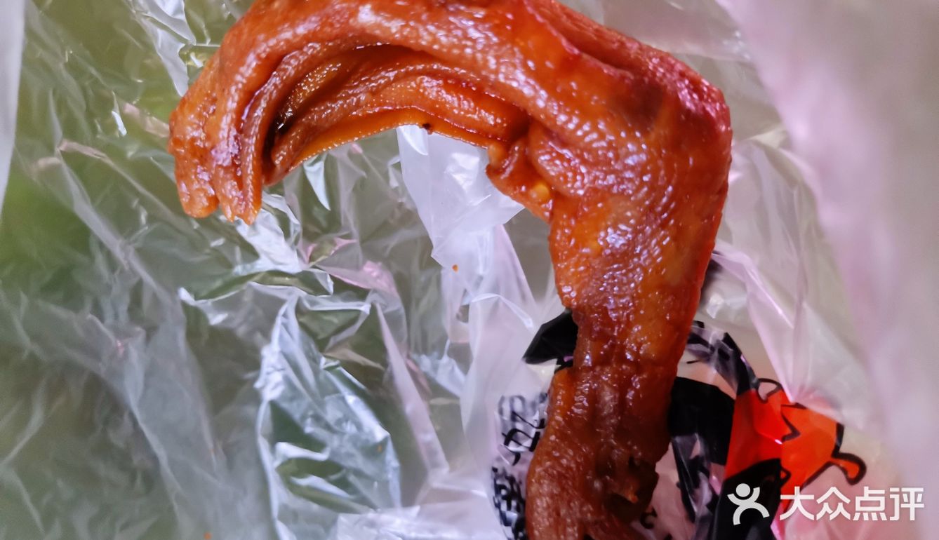 衢州鸭脖鲜卤好滋味!