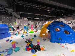 -MINI MARS KIDS CLUB亲子家庭中心(长宁天山店)