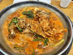 -喇喇排骨火锅·传统韩式脊骨汤(望京西园总店)