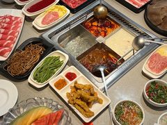 -海底捞火锅(新松江路生日主题店)