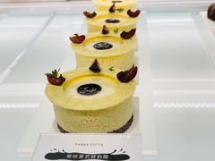 -潮一不贰·法式甜品·生日蛋糕·西式简餐(外滩店)