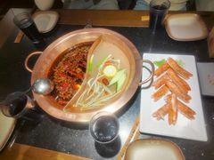 -山城鼎重庆老火锅(西安钟楼店)