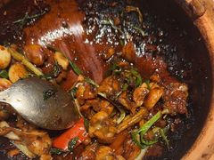 -八府香鸭·啫啫煲(华山路店)