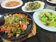 -醉美云南·云南菜主题餐厅(昆明站北京路双龙商场店)