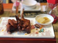 红烧乳鸽-大鸽饭(北京路店)