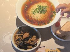 -松鹤面馆·古法焖肉面(观前店)