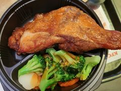 港式烧味脆皮大鸡腿饭-肯德基(宁波万达店)
