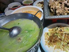 -鑫裕园三个拿手菜(白堤路店)