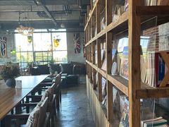 -reading cafe瑞汀咖啡(新华路店)