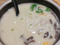 -渔米丰·广府鱼汤米线(光明广场店)