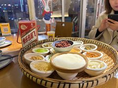 -包整·丝娃娃(一览甲秀楼风景店)