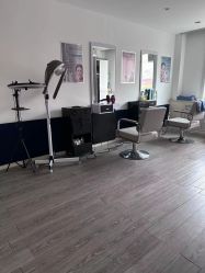 -睿明真达专业皮肤护理中心