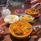 江汉路和朋友干饭我唯一想推荐的。。。