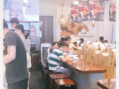 大堂-成都你六姐·牛肉冒菜(城市集市合生汇店)