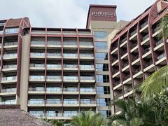 -三亚湾海居铂尔曼度假酒店