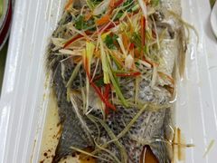 -始于2011柳周农家菜沙田柚美食店(东大街店)