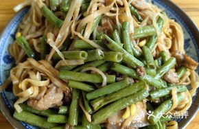Henan Pork and Green Bean Noodles