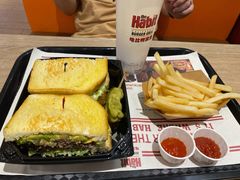 -The Habit Burger Grill 哈比特汉堡(爱琴海店)