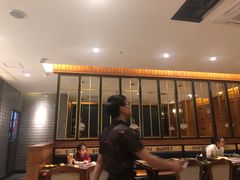 -吉布鲁牛排海鲜自助(龙湖北城天街购物广场店)