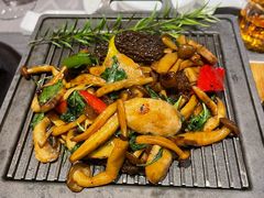 -若蘭慈·无国界素食料理(欢乐海岸店)