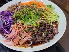 -醉美云南·云南菜主题餐厅(昆明站北京路双龙商场店)